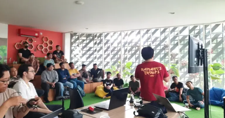 Ghasali Muhammad Elba Menjadi Pembicara di Topik Sukses Menjadi Freelancer Menggunakan WordPress